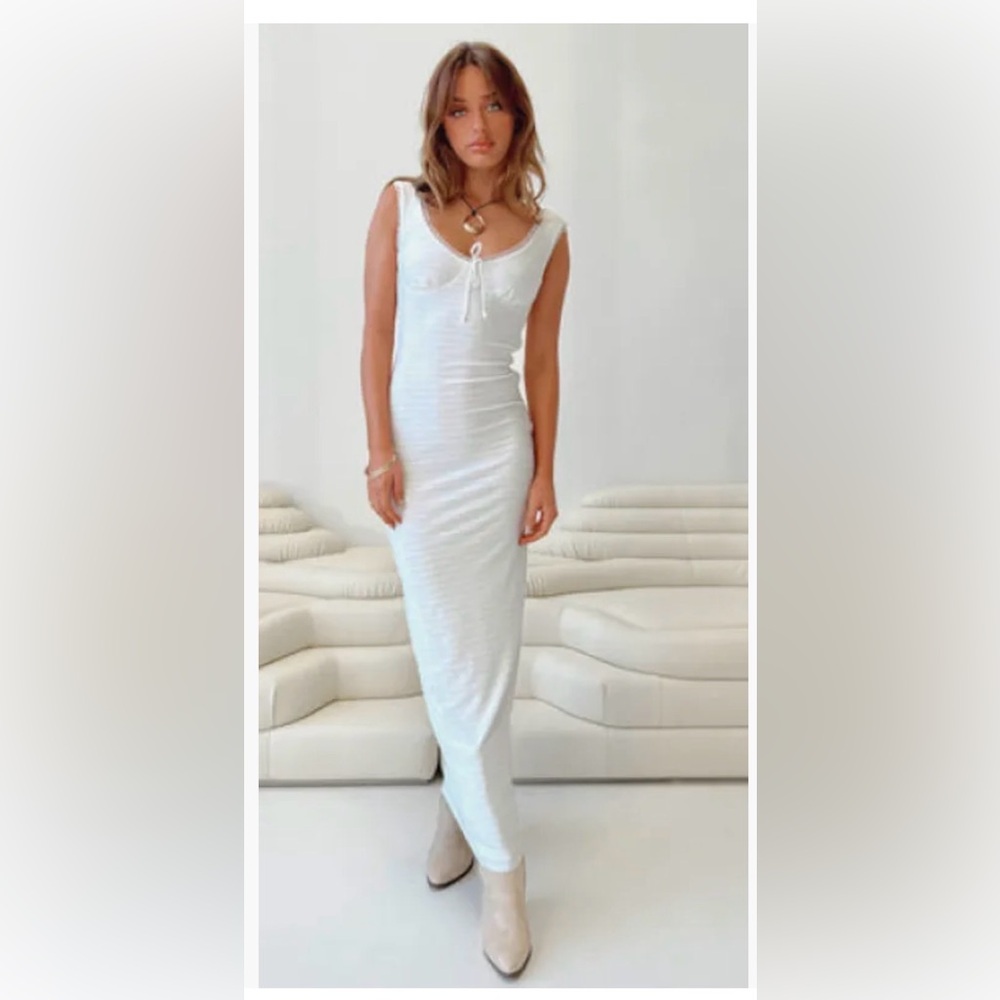 Princess Polly Eyelet Lace Lined Maxi Dress with Front Tie Size 6